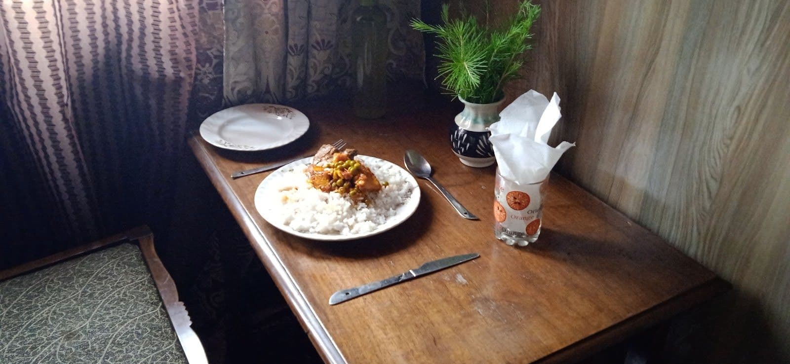 Lakefront Cottage w/ Home Meals & Views, J&K in Srinagar, J&K 8