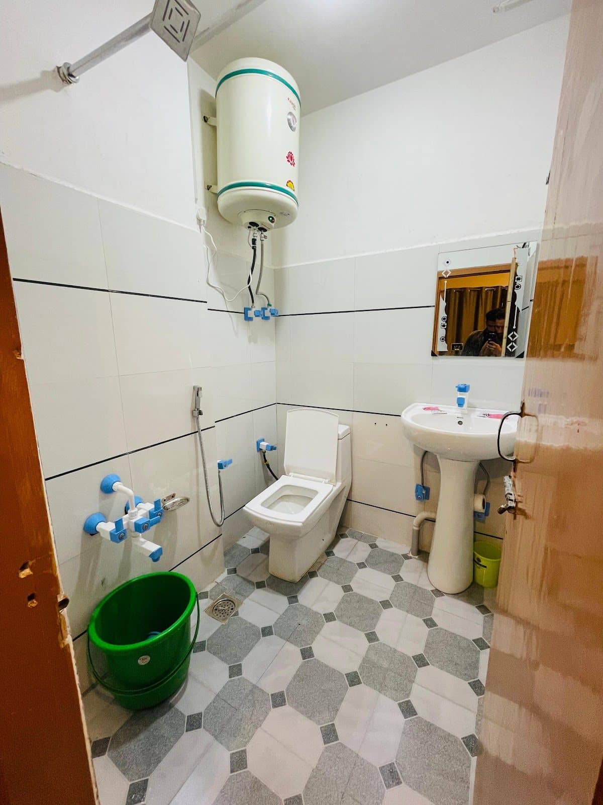 Homestay by Highway w/ Mtn Views & Meals, JK - Jammu & Kashmir photo 4