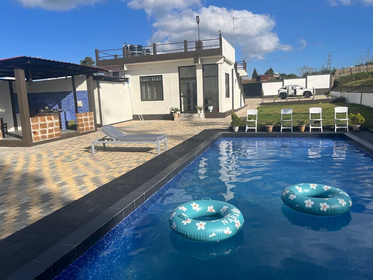 Luxury Hillside Retreat with Pool & Views in Mawphlang 1