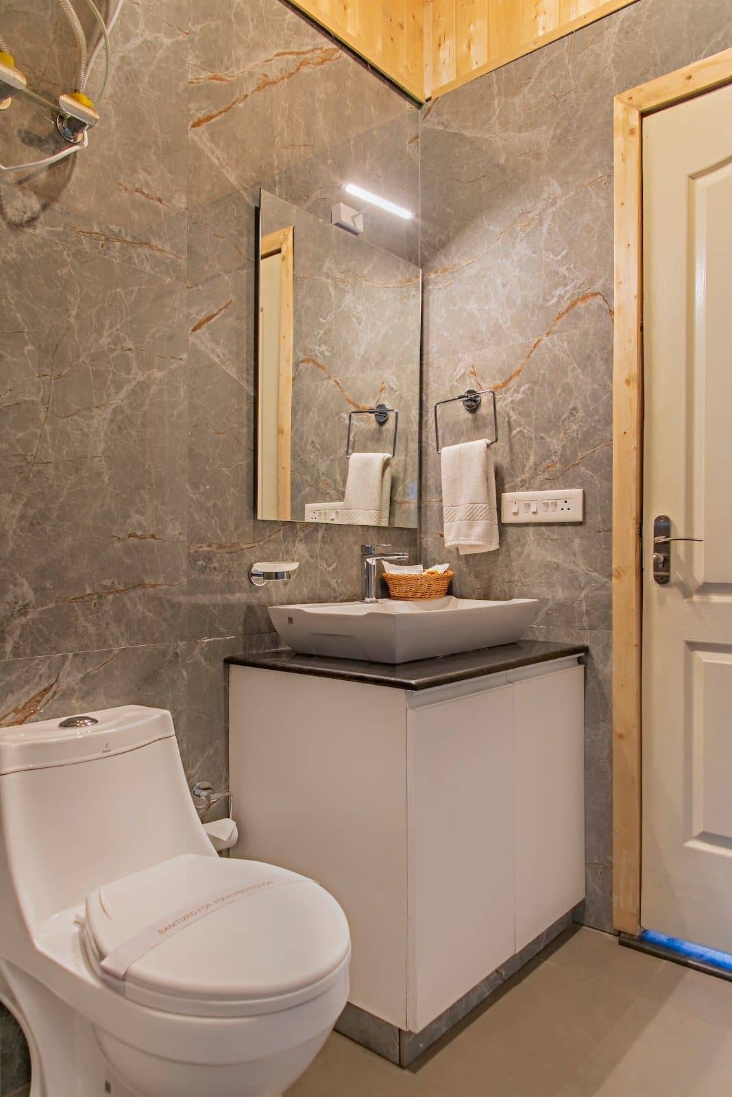 Mountain View Homestay w/ Pool & Bonfire, HP - Chail, HP photo 5