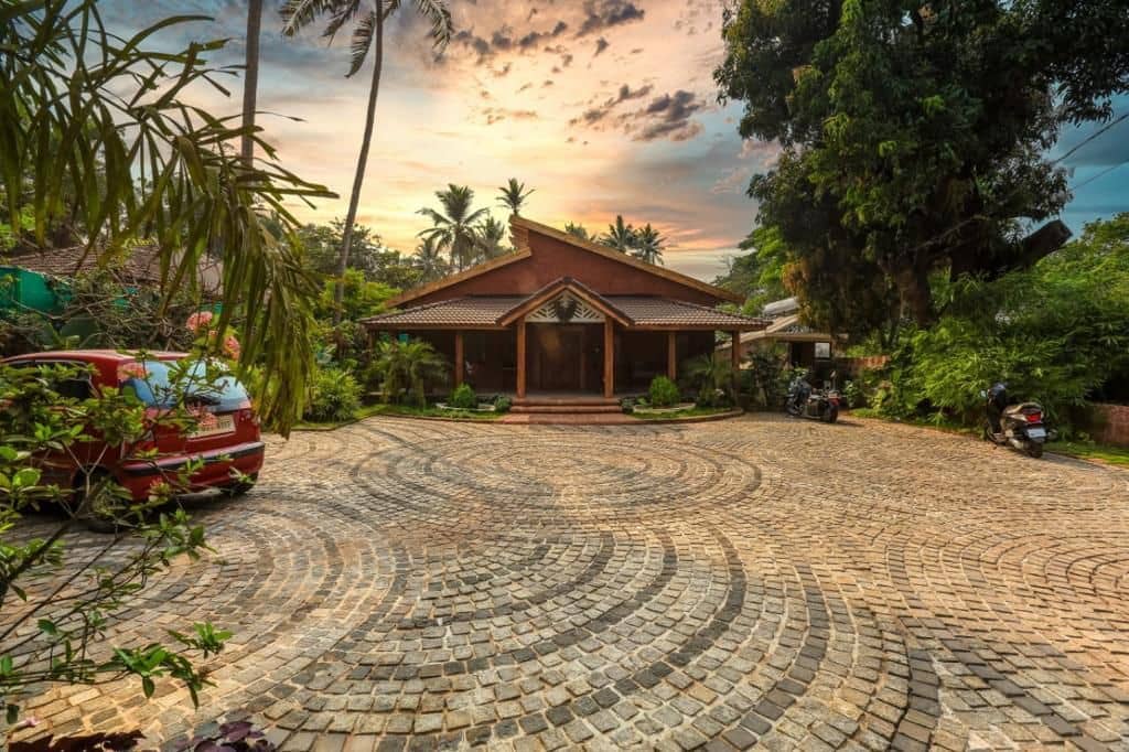 Luxury 4BR Villa w/ Private Pool, BBQ & AC - Nerul, Goa