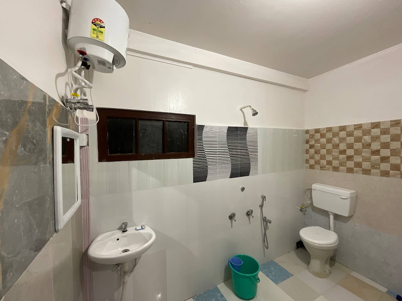 Cherra Getaway: Nature, Warmth, and Stunning Views - Cherrapunji photo 3