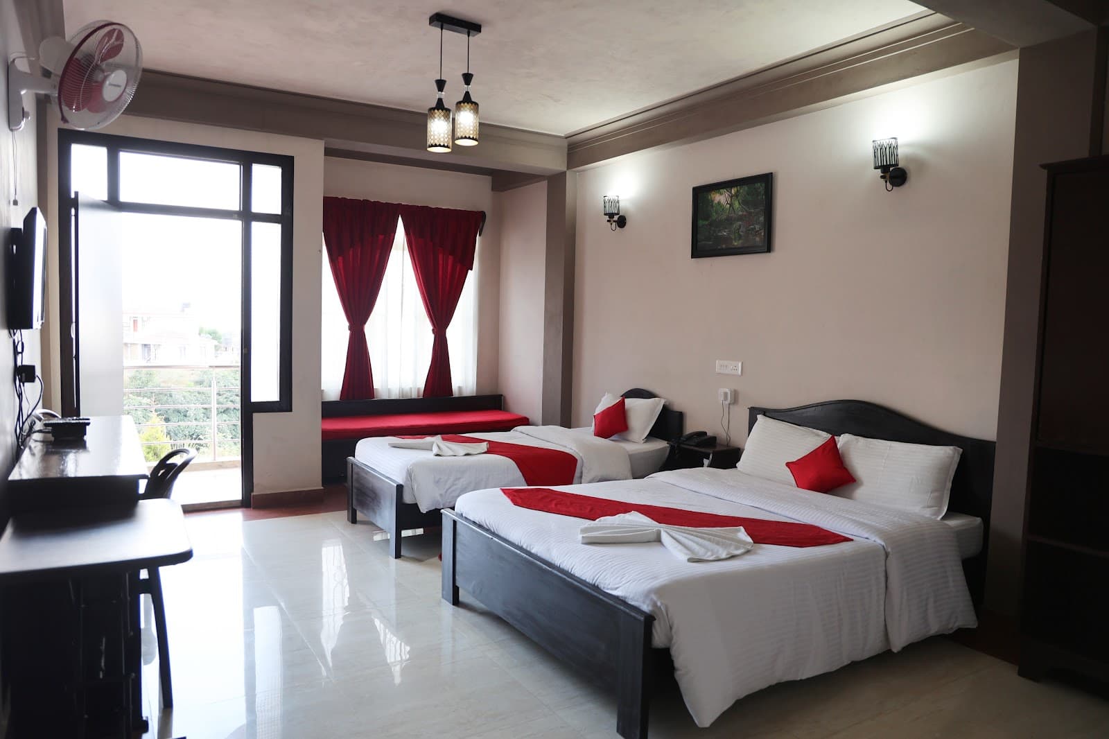 Serene Cherrapunji Retreat with Amazing Views in East Khasi Hills 2