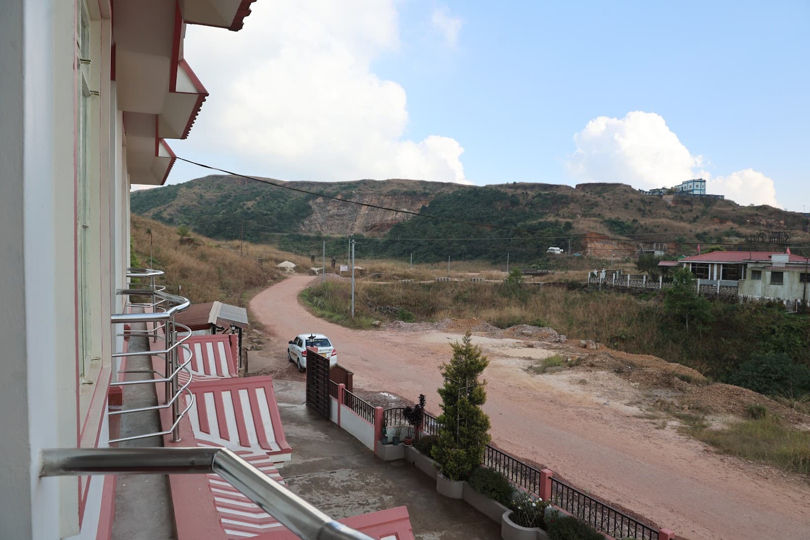 Serene Cherrapunji Retreat with Amazing Views in East Khasi Hills 5