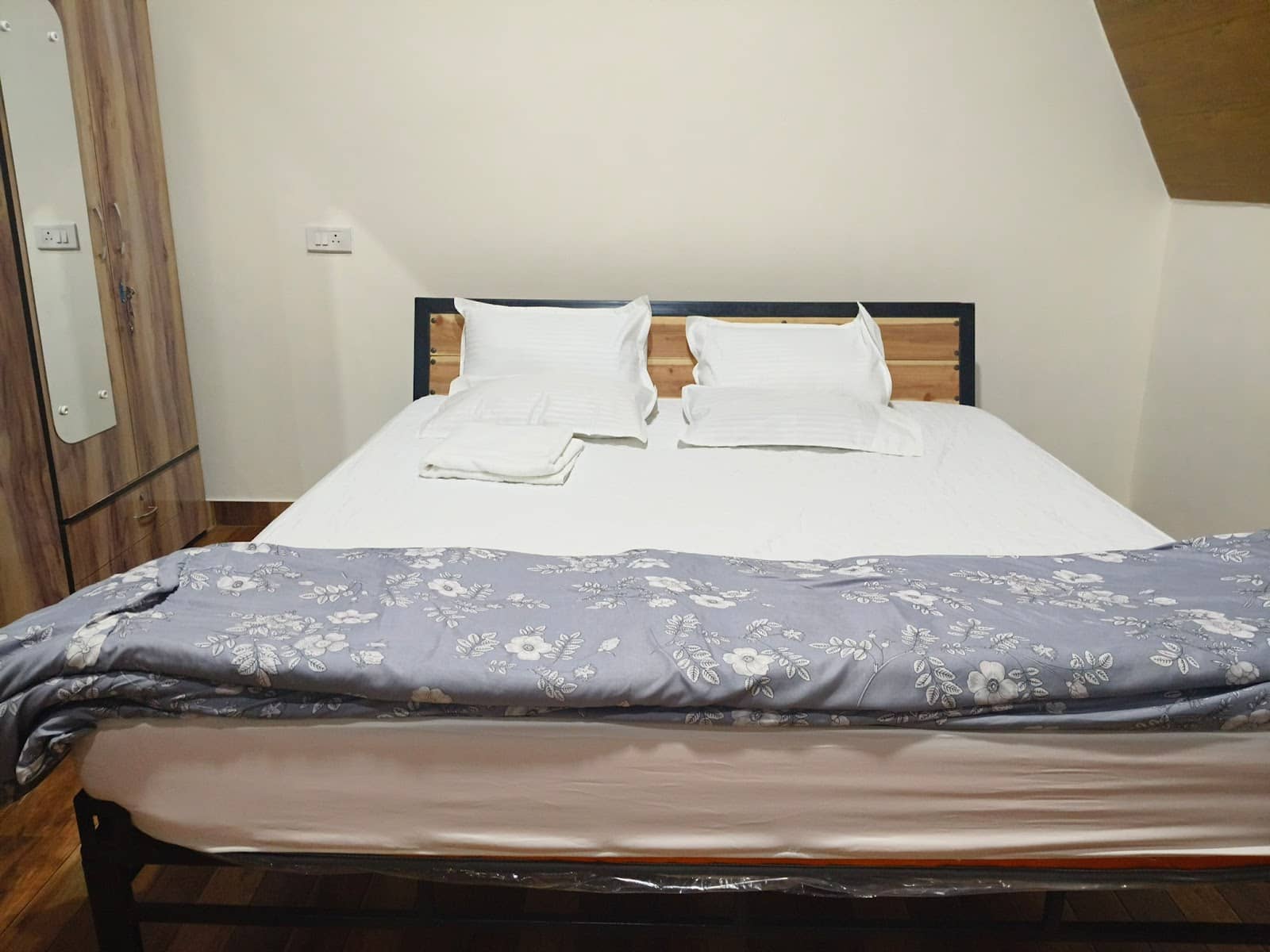 Luxury Hill Retreat with Breathtaking Views - Mylliem photo 3