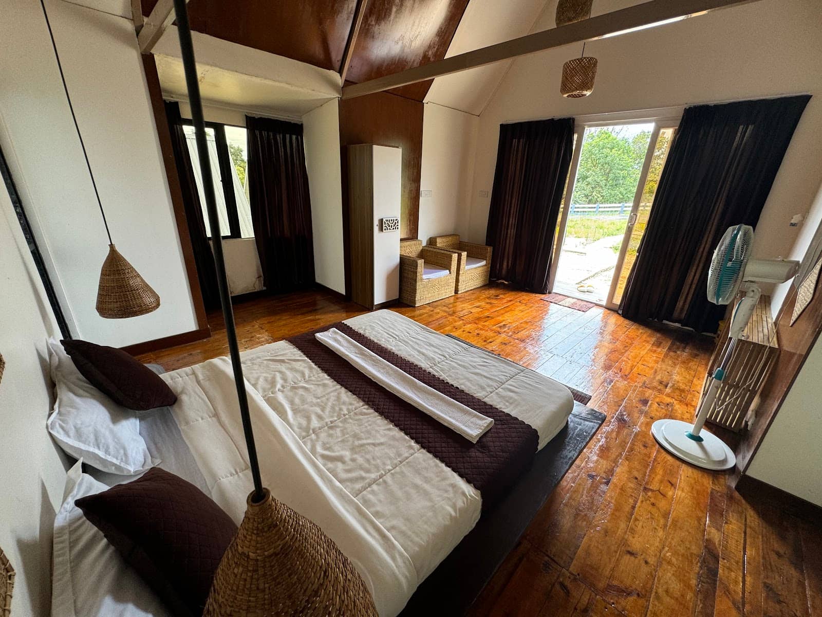 Meghalaya Adventure Basecamp - Mawlyngbna photo 4