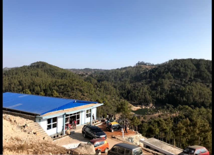 Hillside Haven: Riverfront Bamboo Cottage Getaway - Mylliem photo 4