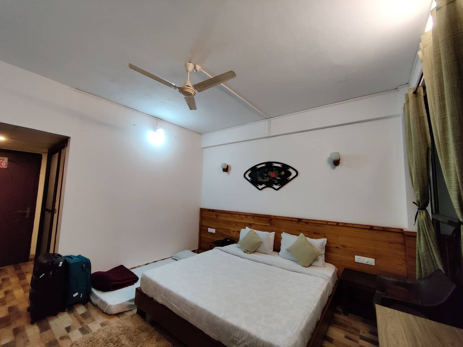 Trekker's Haven: Prime Location for Mountain Views - Tyrna photo 4