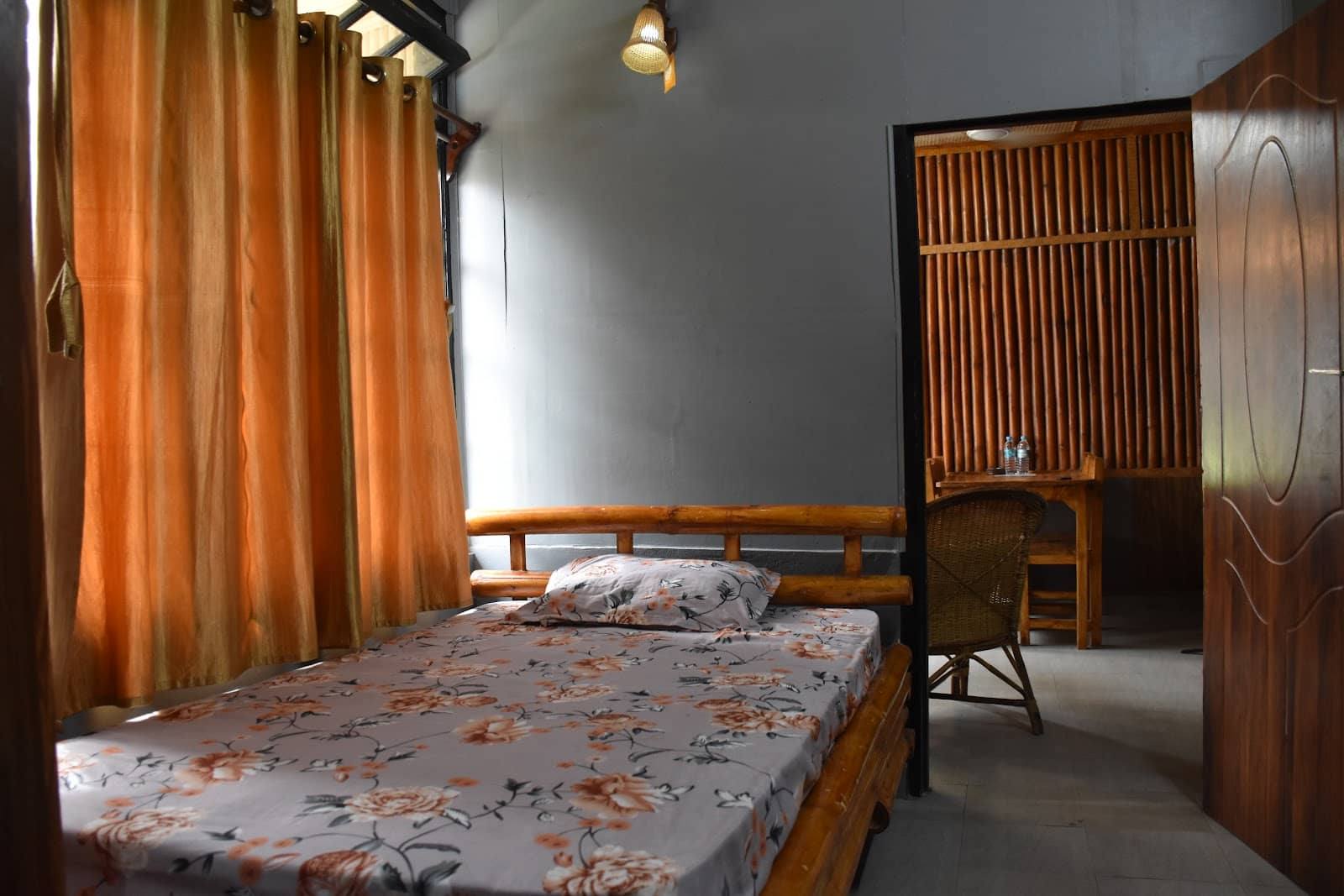 Resort with Sparkling Pool for Groups, Families - Umiarong photo 3