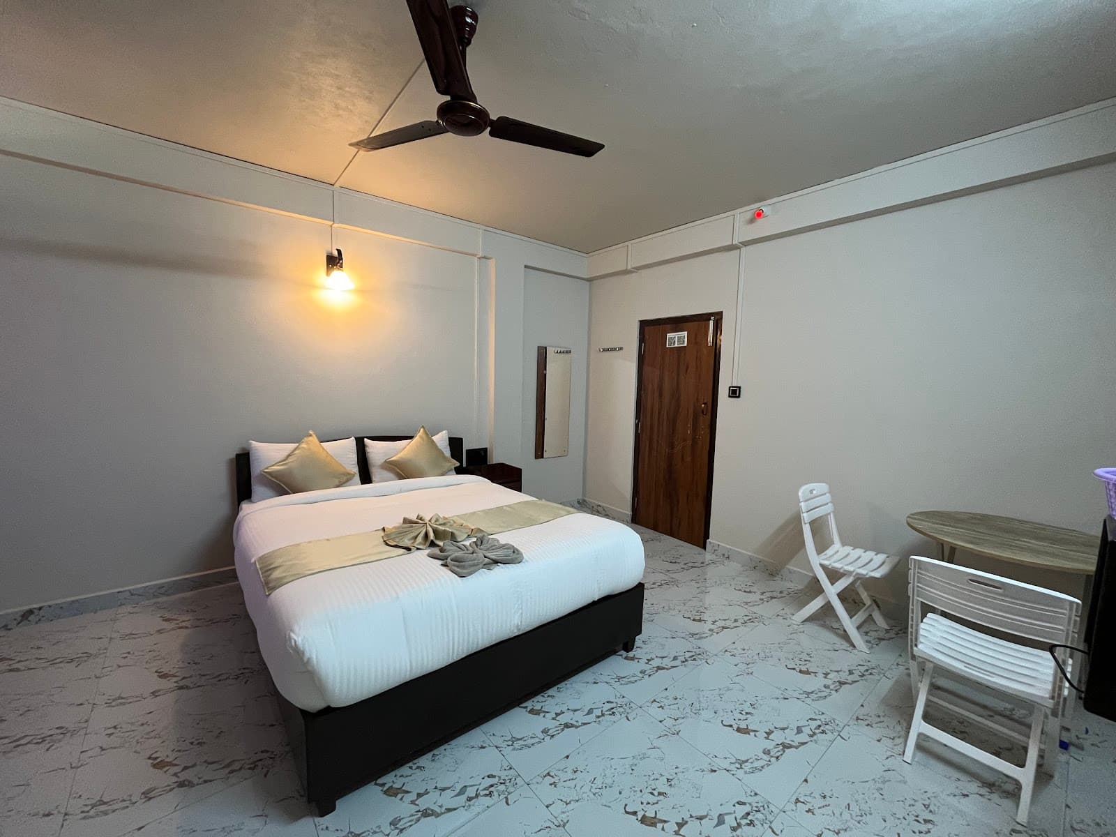 Cherrapunji Escape: View & Home-Cooked Khasi Meals in East Khasi Hills 1