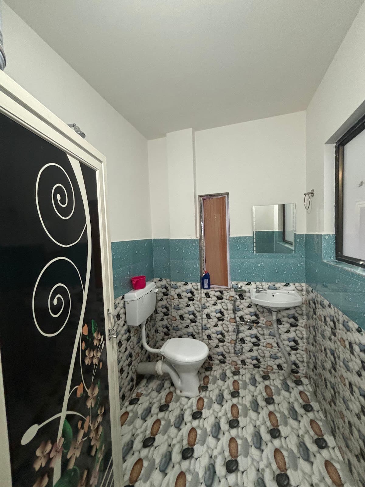 Infinity Pool & Mountain View Getaway in Meghalaya in Mairang 1