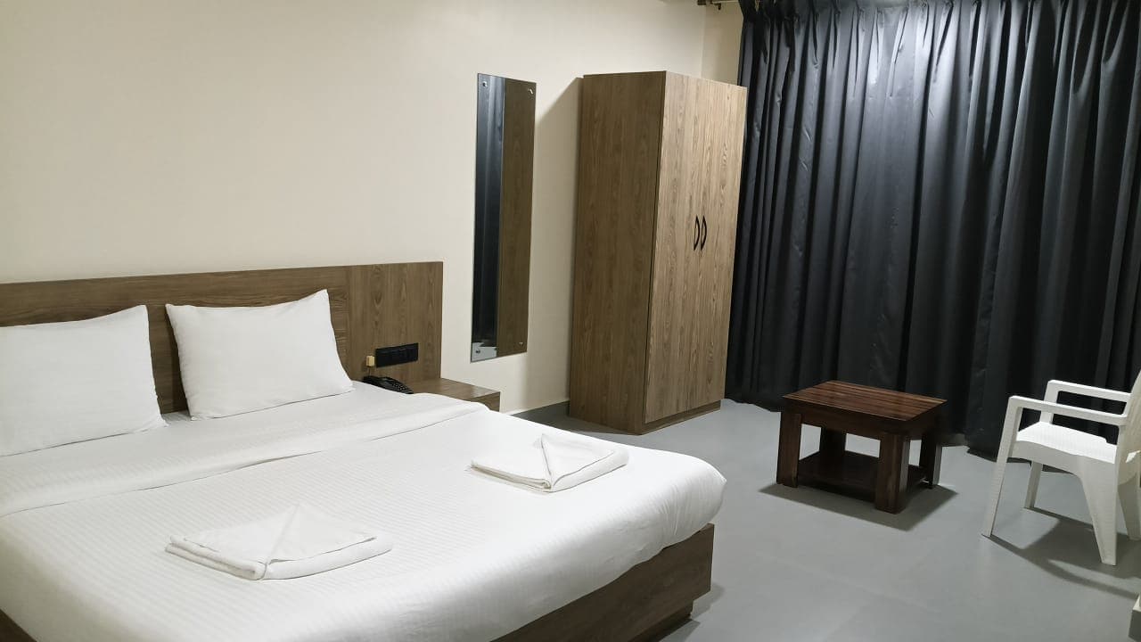 Spacious Shillong Retreat with Great Views photo