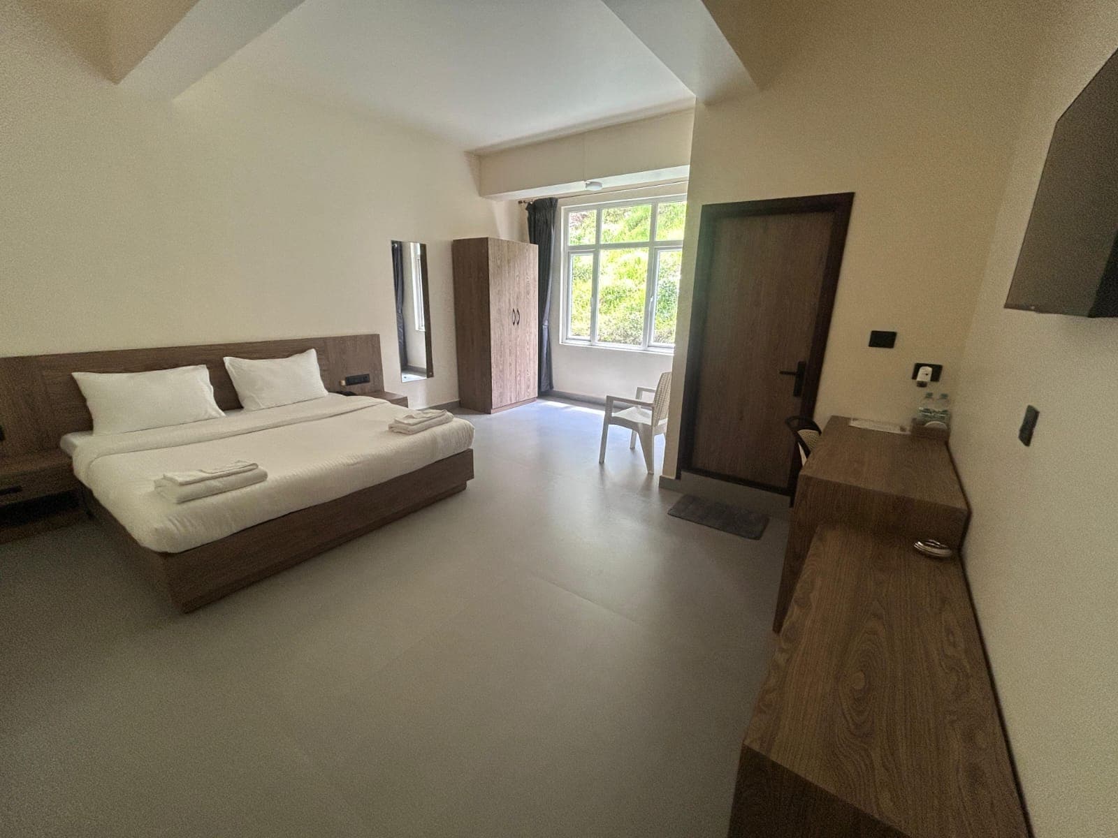 Spacious Shillong Retreat with Great Views in Shillong 5