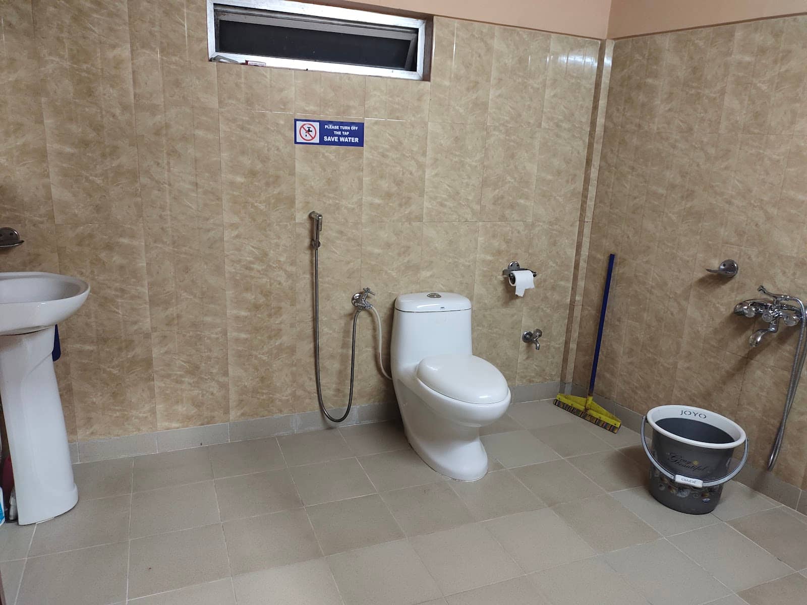 The Ultimate Meghalaya Getaway - Umiam photo 4