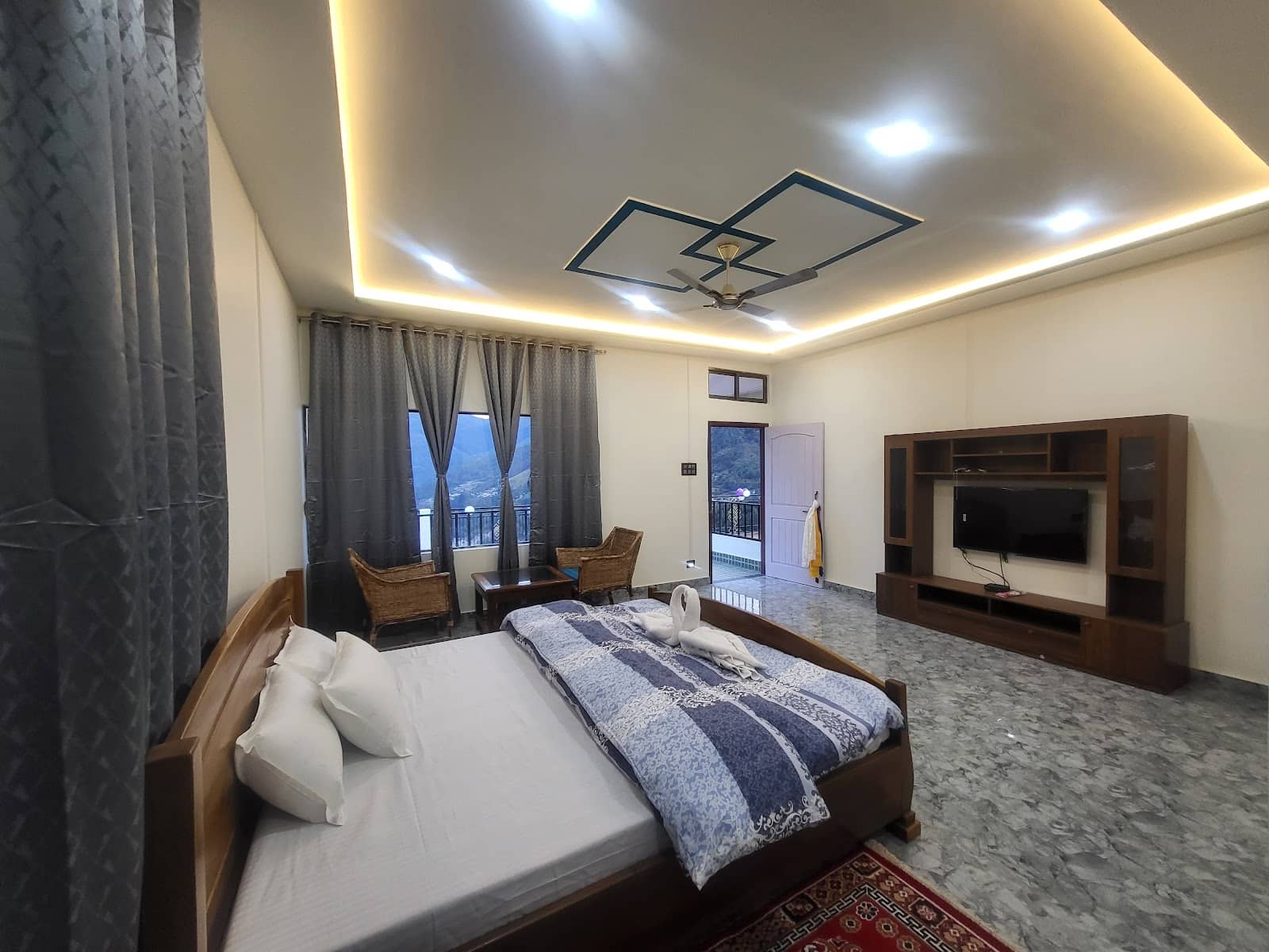 Hilltop Valley View Cottages - Dirang, Arunachal photo 4